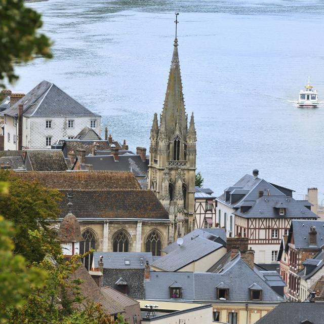 Panorama of La Bouille