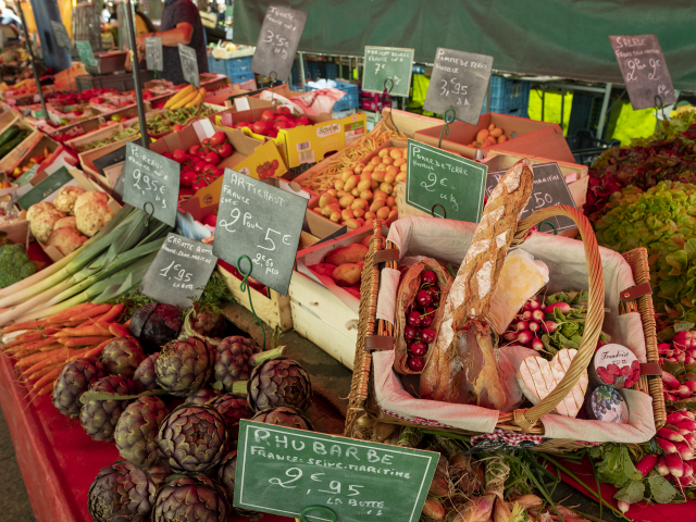 Marché Saint Marc Bio Bien Manger Spécialité Local Frais Saveurs Fruits Légumes Marchés de Rouen