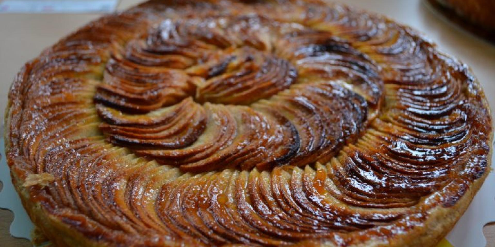 Tarte Aux Pommes Normandie Rouen Gastronomie Spécialité rouennaise pâtisserie plaisir gourmandise sucrée