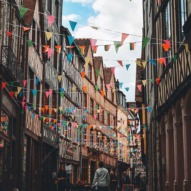 Detail Armada, Rouen street