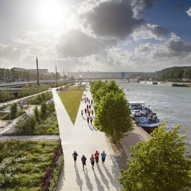 Cultural jogging in downtown Rouen