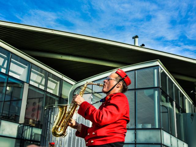 viva cité sotteville-lès-rouen performance artistica acrobatica circo concerto vita notturna patrimonio culturale cultura musica