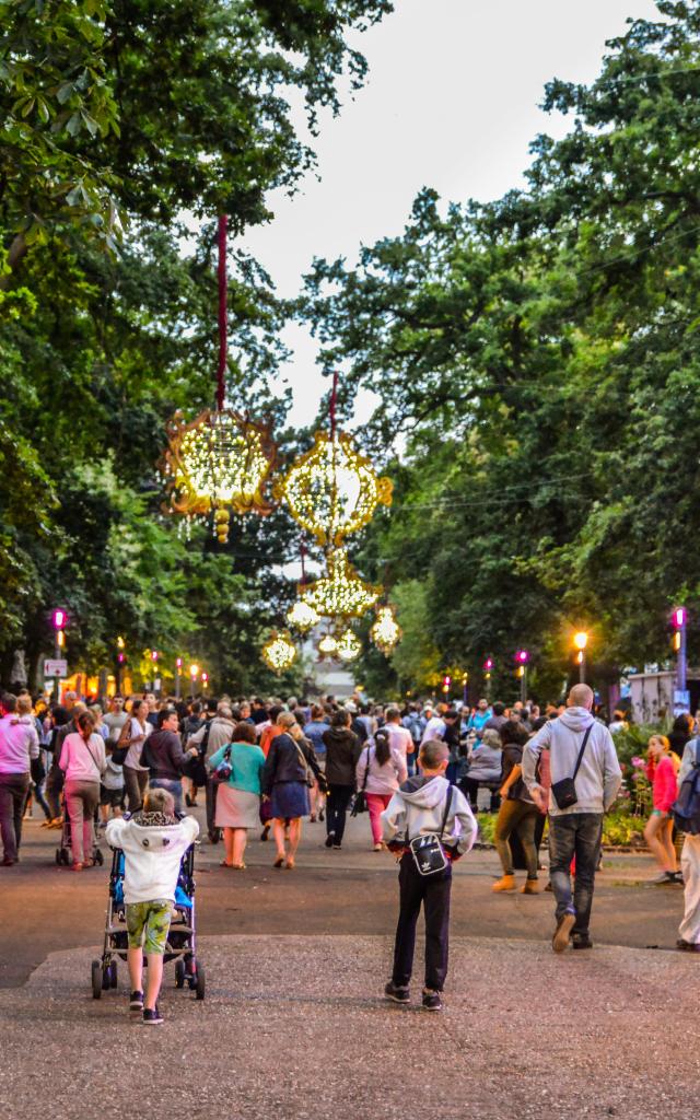 viva cité sotteville-lès-rouen performance artistica acrobatica circo concerto vita notturna patrimonio culturale cultura musica
