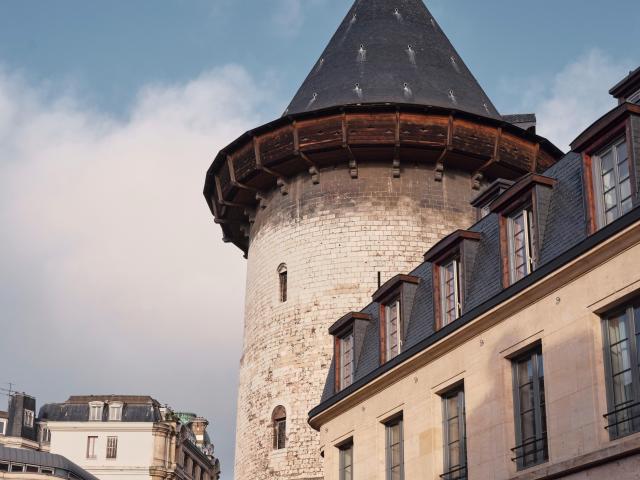 Donjon de Rouen Juana de Arco Patrimonio histórico Cuentos y leyendas torre de piedra barrio de la estación