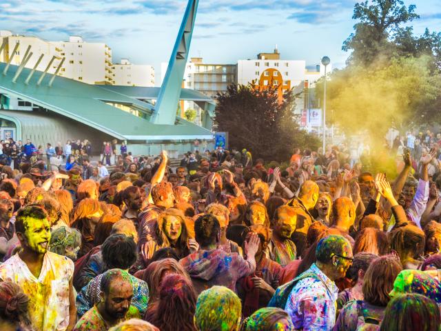 viva cité sotteville-lès-rouen performance artistica acrobatica circo concerto vita notturna patrimonio culturale cultura musica