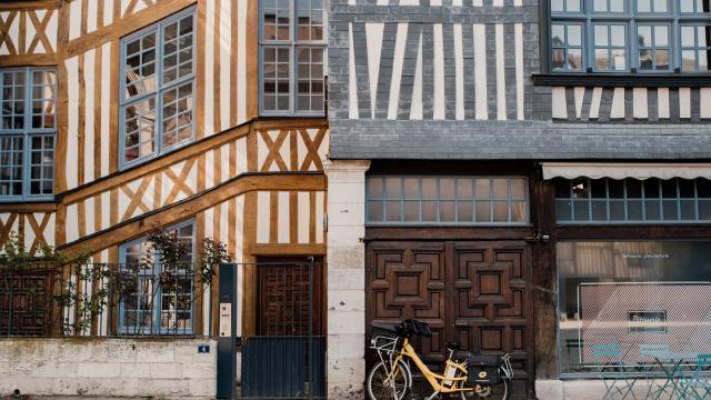 Rouen Place Barthelemy Colombages