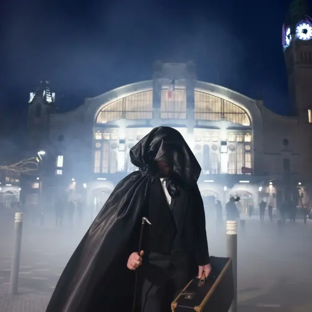 Rdv à la tombée de la nuit